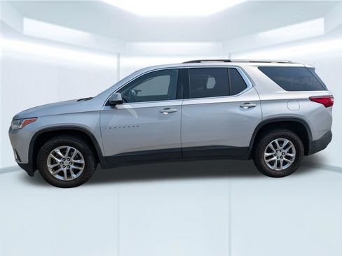 Used 2018 Chevrolet Traverse LT AWD/4WD image 2