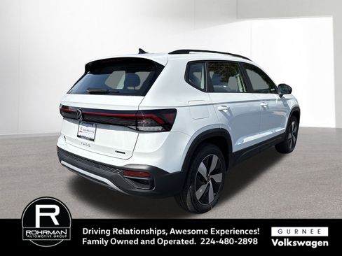 New 2025 Volkswagen Taos S image 10
