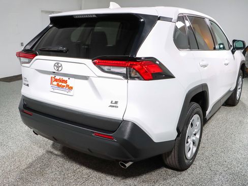Used 2024 Toyota RAV4 LE image 7