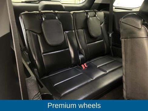 Certified 2022 Ford Explorer XLT w/ Equipment Group 202A image 20