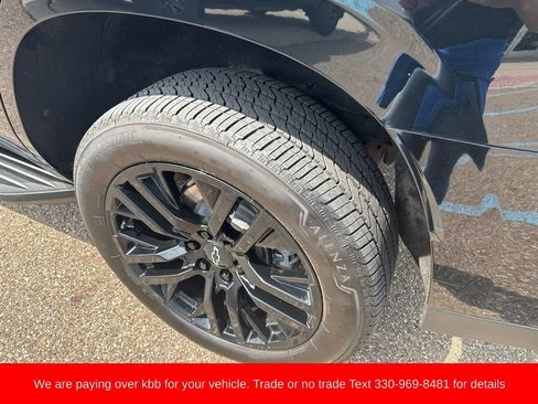 Used 2025 Chevrolet Tahoe Premier AWD/4WD image 13