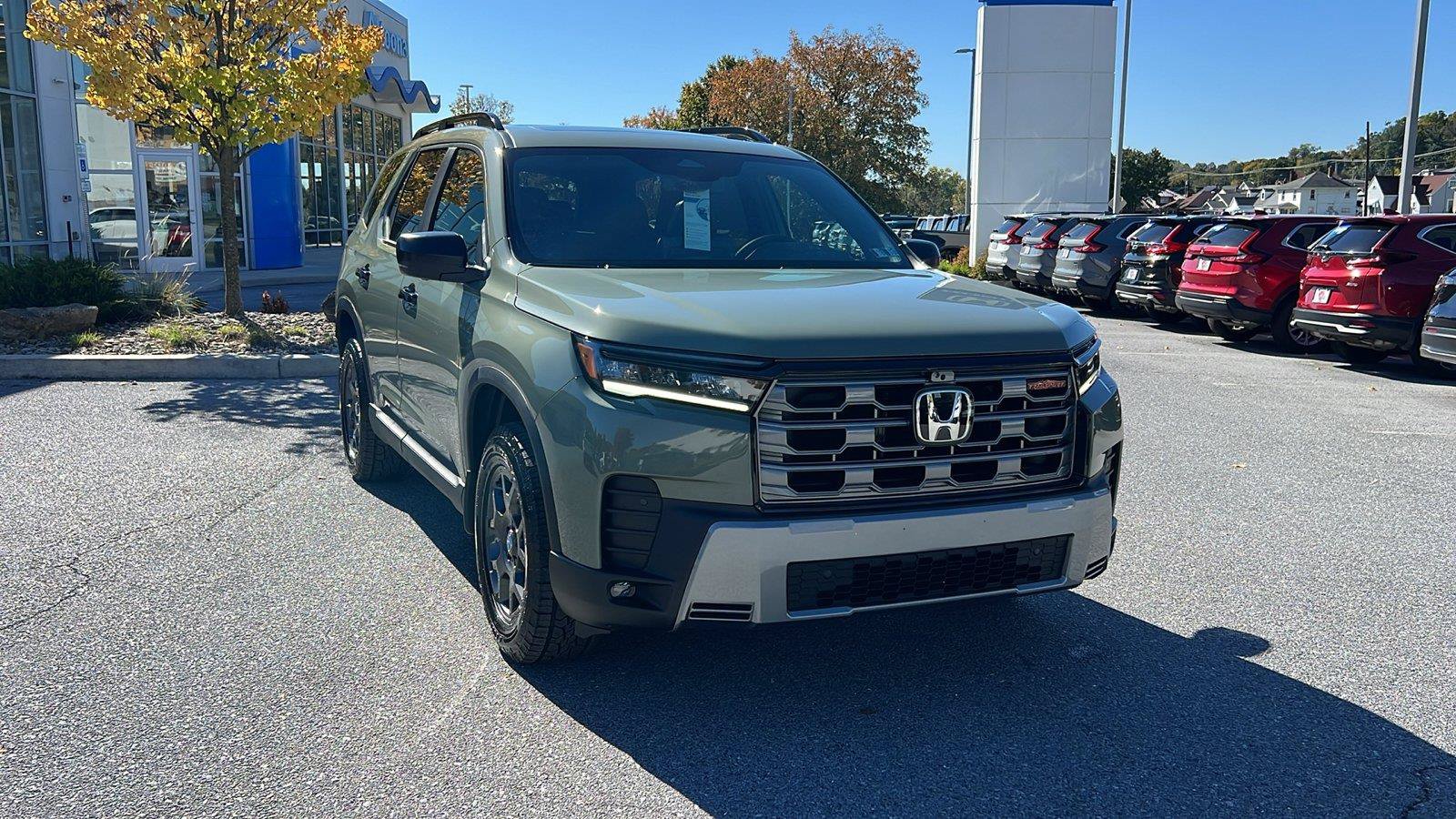 New 2026 Honda Pilot TrailSport image 1