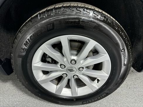 Used 2023 Dodge Durango SXT image 5