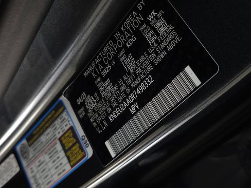 Used 2024 Kia Seltos S FWD image 30