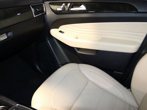 Used 2019 Mercedes-Benz GLE 43 AMG 4MATIC Coupe image 48