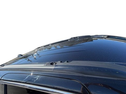 Used 2022 Chrysler Pacifica Touring-L FWD image 28