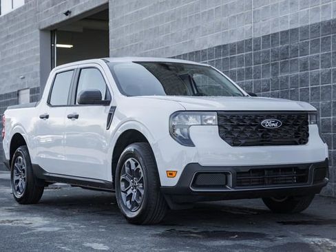 New 2026 Ford Maverick XLT w/ Equipment Group 301A image 2