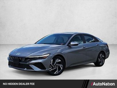 Used 2025 Hyundai Elantra Limited