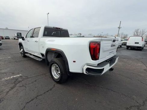 Used 2022 GMC Sierra 3500 Denali image 6