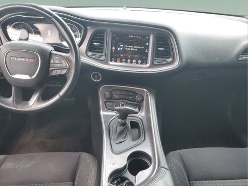 Used 2015 Dodge Challenger R/T w/ Quick Order Package 28B R/T RWD image 8