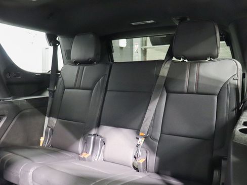 Used 2022 Chevrolet Tahoe RST w/ Sport Performance Package image 20