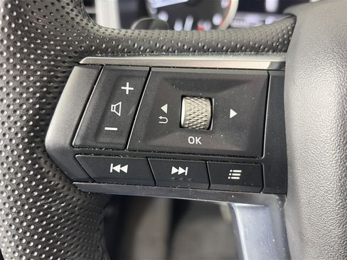 Used 2025 Mitsubishi Outlander SE AWD/4WD image 36