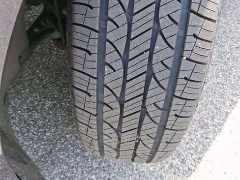 Used 2023 Kia Carnival LX image 44