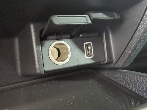 Used 2022 Honda Pilot Sport image 25