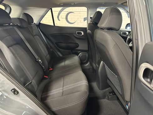 Used 2022 Hyundai Venue SEL w/ Cargo Package FWD image 20