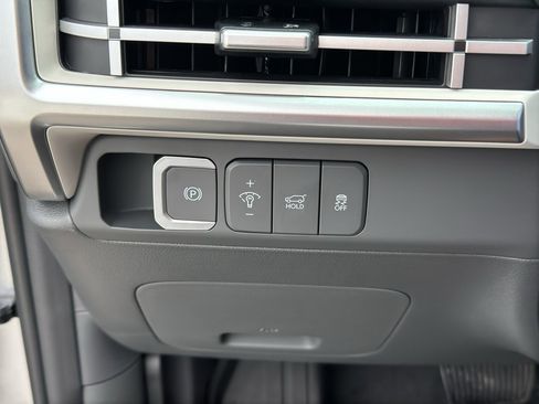 New 2026 Hyundai Santa Fe SE FWD image 23