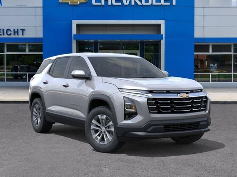 New 2026 Chevrolet Equinox LT w/ Safety and Technology Package FWD image 7