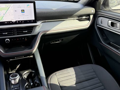 Used 2025 Ford Explorer ST-Line RWD image 22