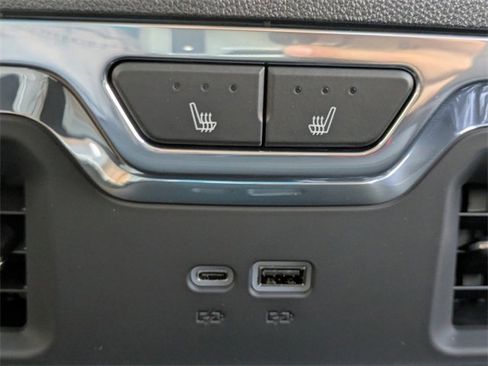 New 2025 GMC Sierra 2500 Denali w/ Denali Reserve Package image 21