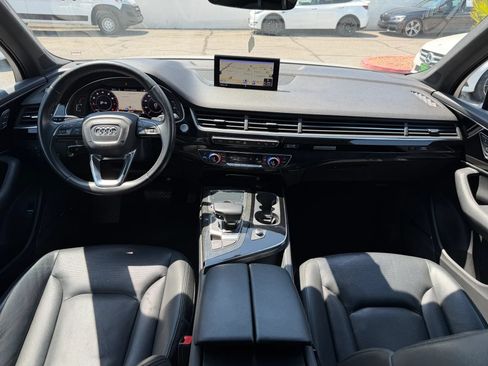 Used 2019 Audi Q7 3.0T Premium Plus w/ Premium Plus Package AWD/4WD image 24