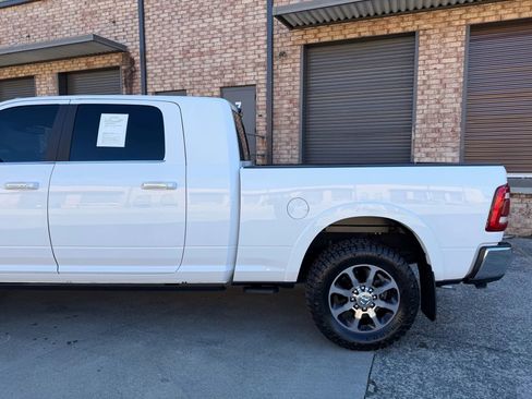 Used 2022 RAM 3500 Limited image 5