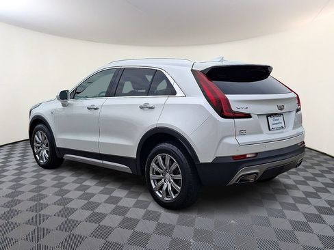 Used 2020 Cadillac XT4 Premium Luxury w/ Cold Weather Package AWD/4WD image 7
