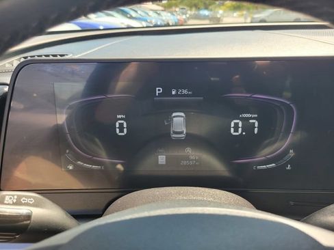 Used 2023 Kia Sportage EX FWD image 29