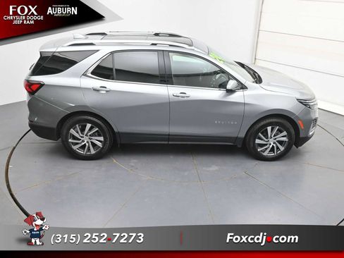 Used 2024 Chevrolet Equinox Premier AWD/4WD image 34