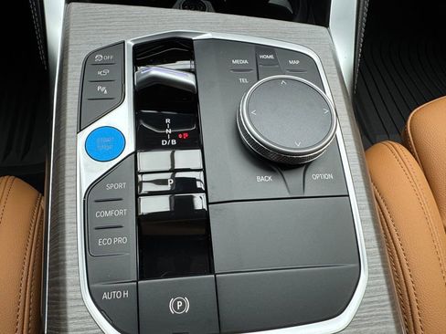 New 2026 BMW i4 xDrive40i image 17