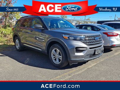 Certified 2022 Ford Explorer XLT w/ Class IV Trailer Tow Package