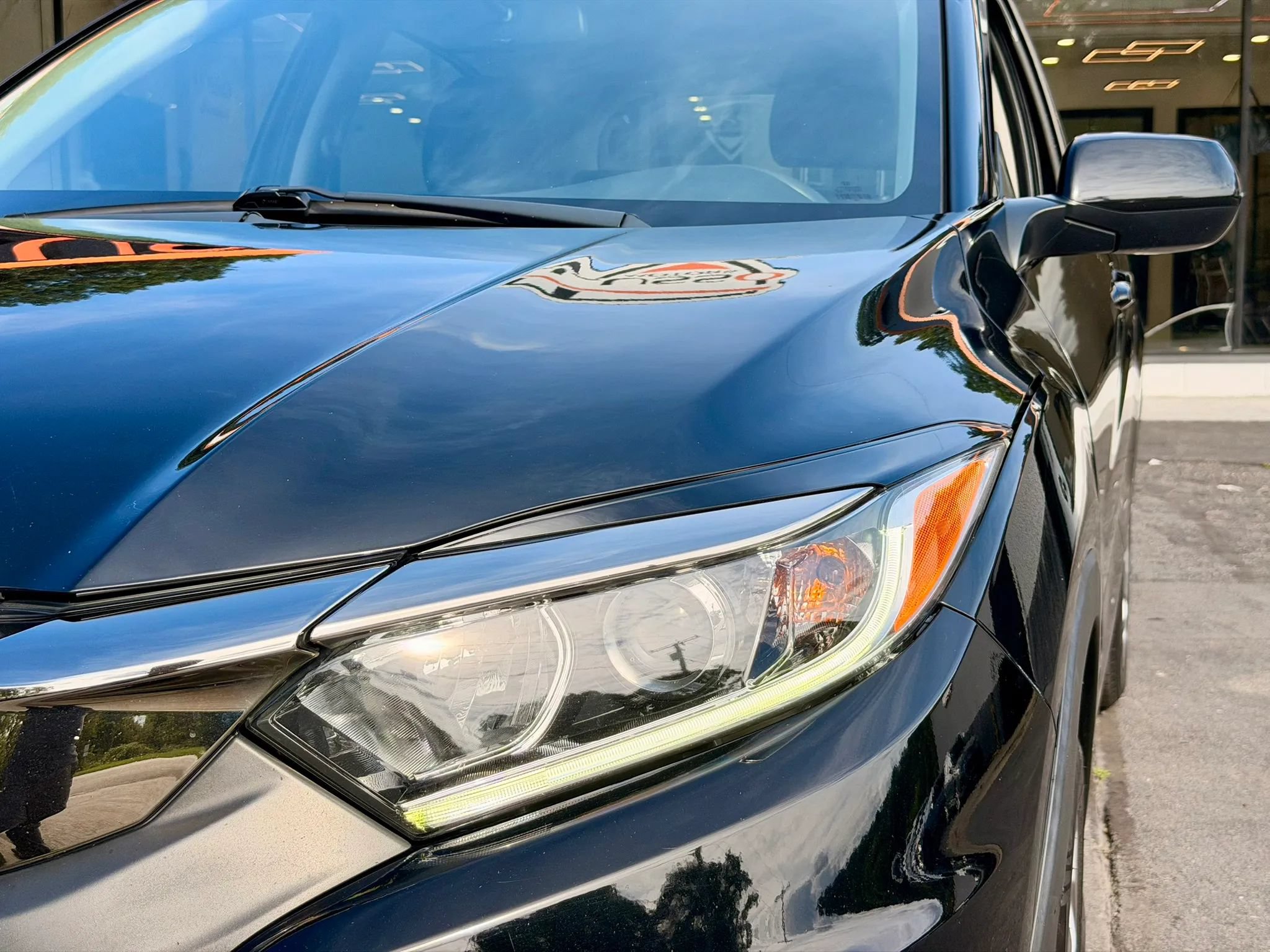 Used 2019 Honda HR-V LX image 9