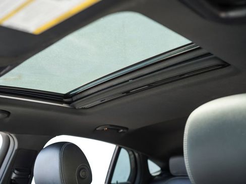 Used 2023 Mercedes-Benz GLC 300 4MATIC Coupe image 31