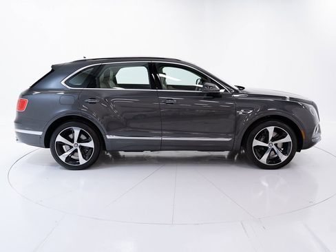 Used 2020 Bentley Bentayga V8 image 6