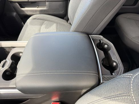 New 2026 RAM 2500 Big Horn AWD/4WD image 25