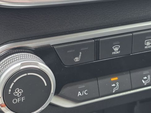 Used 2022 Nissan Altima 2.5 SR w/ Midnight Edition Package image 18