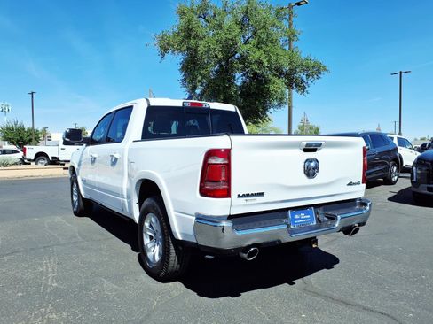 Used 2022 RAM 1500 Laramie AWD/4WD image 4
