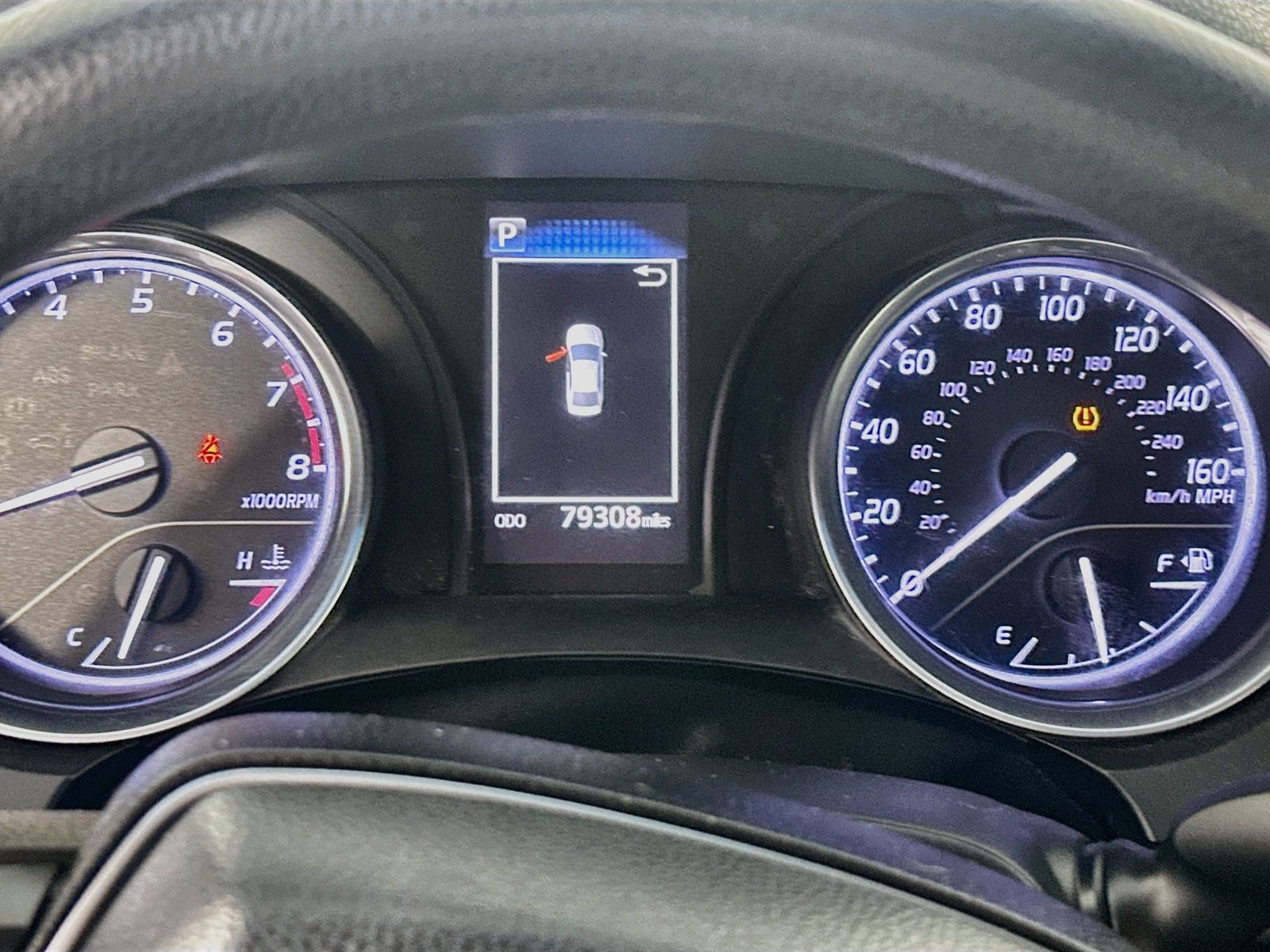 Used 2018 Toyota Camry LE FWD image 12
