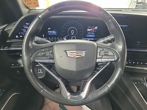 Used 2023 Cadillac Escalade ESV Sport image 9