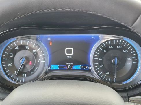 Used 2023 Chrysler 300 Touring L w/ Popular Equipment Group image 23