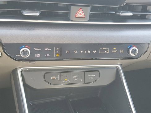 New 2026 Kia Carnival SX image 18