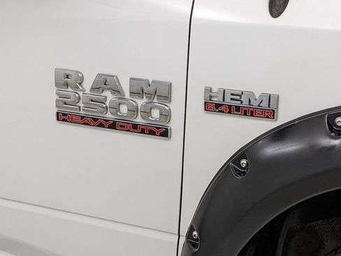 Used 2016 RAM 2500 Tradesman w/ Chrome Appearance Group AWD/4WD image 37