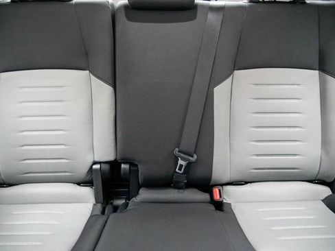 Used 2024 Toyota Tacoma TRD Off-Road image 25