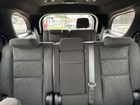 Used 2024 Dodge Durango SXT w/ SXT Blacktop Group RWD image 9