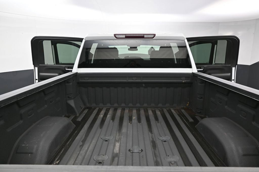 Used 2024 Chevrolet Silverado 2500 Custom AWD/4WD image 16