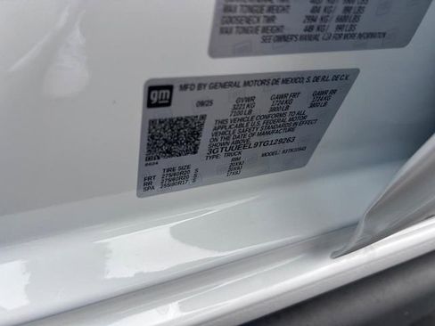 New 2026 GMC Sierra 1500 AT4 w/ Technology Package AWD/4WD image 23
