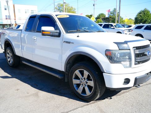 Used 2014 Ford F150 FX4 w/ Equipment Group 402A Luxury image 4