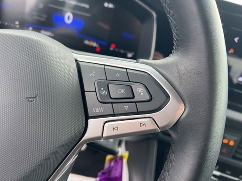 Used 2025 Volkswagen Jetta Sport image 17