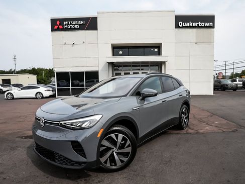 Used 2023 Volkswagen ID.4 Pro AWD/4WD image 6