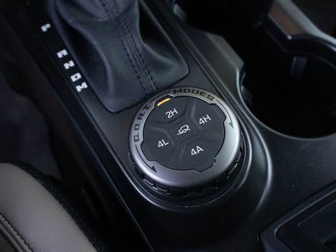 Used 2023 Ford Bronco Wildtrak AWD/4WD image 33