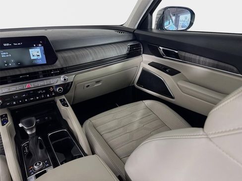Certified 2024 Kia Telluride SX Prestige AWD/4WD image 26